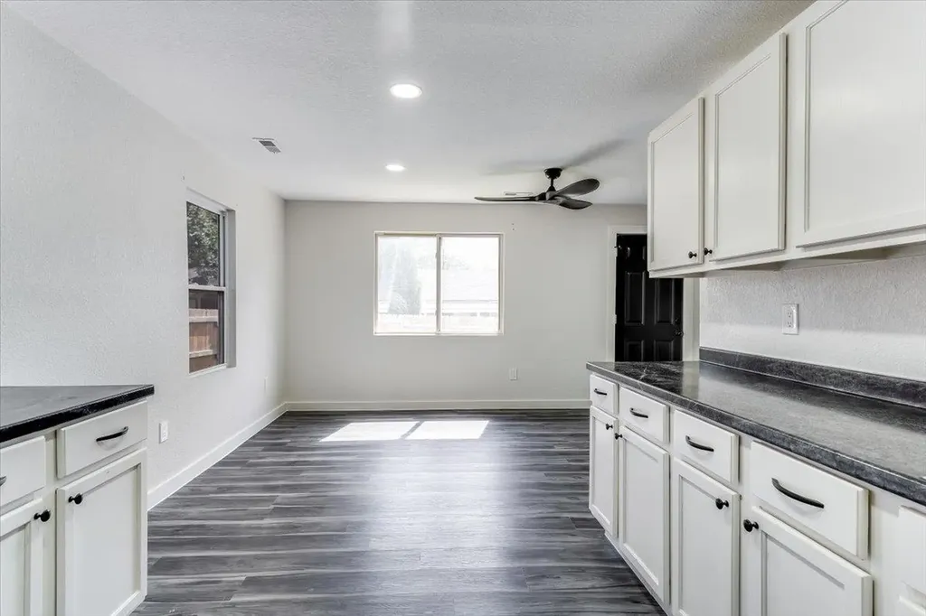 2969 S Davidson Street Wichita KS 67210-1403