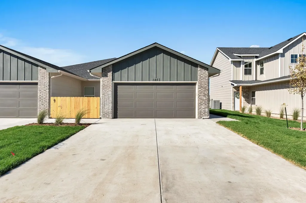 244 & 246 N Gowen Street Goddard KS 67052