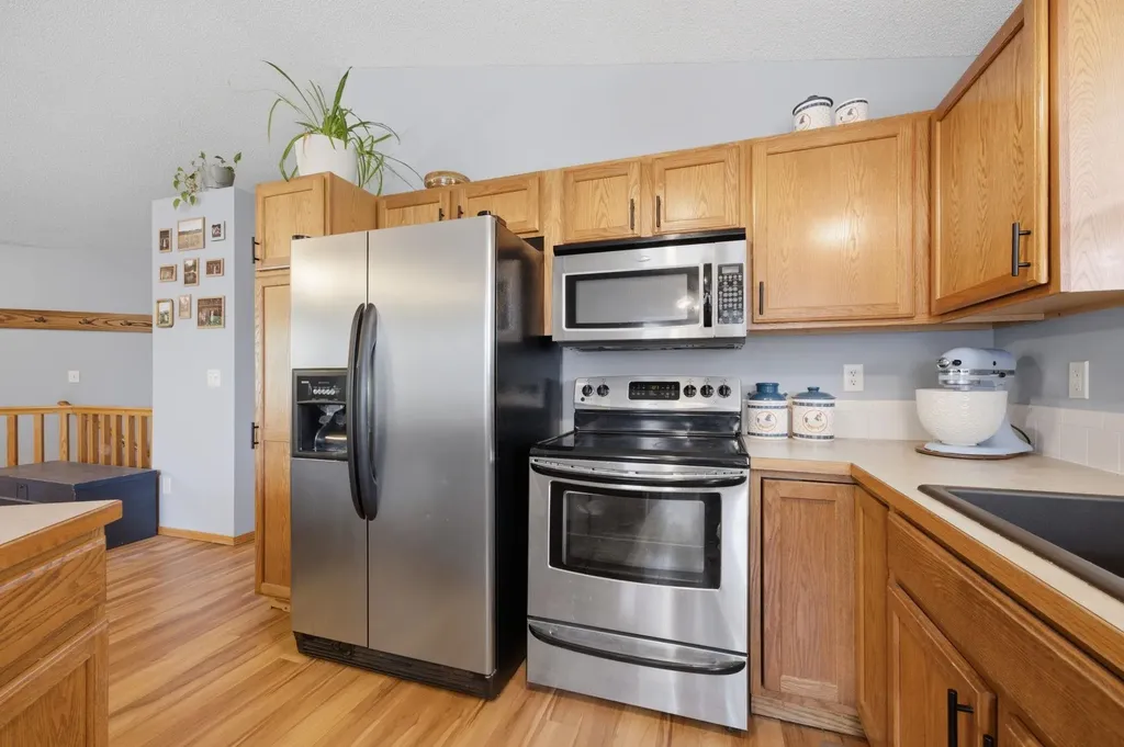 2238 S Milstead Street Wichita KS 67209-3607
