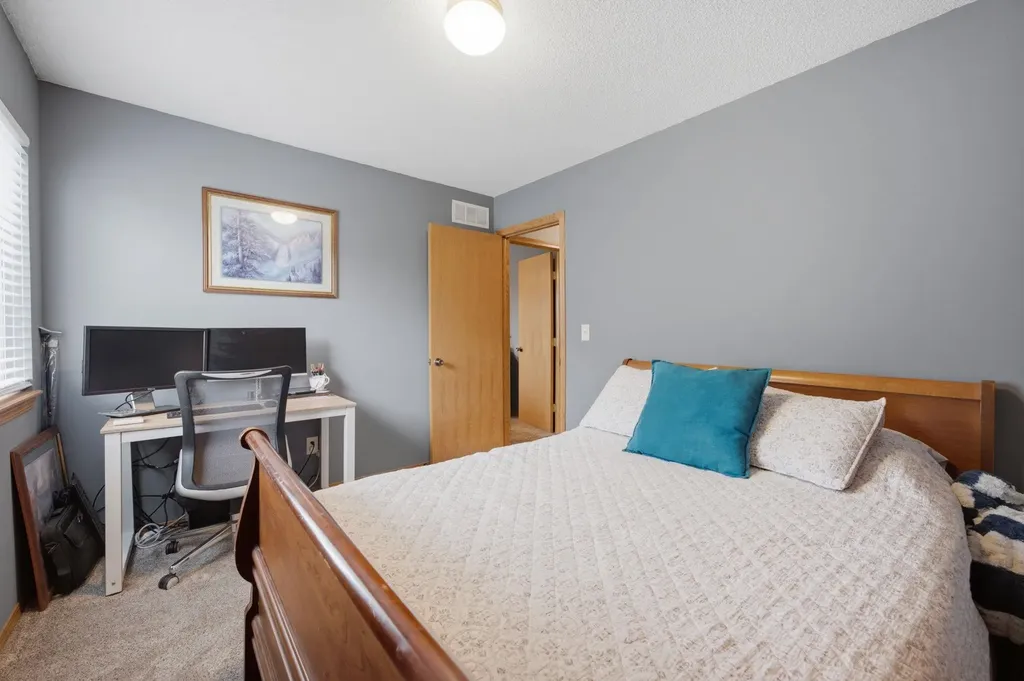2238 S Milstead Street Wichita KS 67209-3607