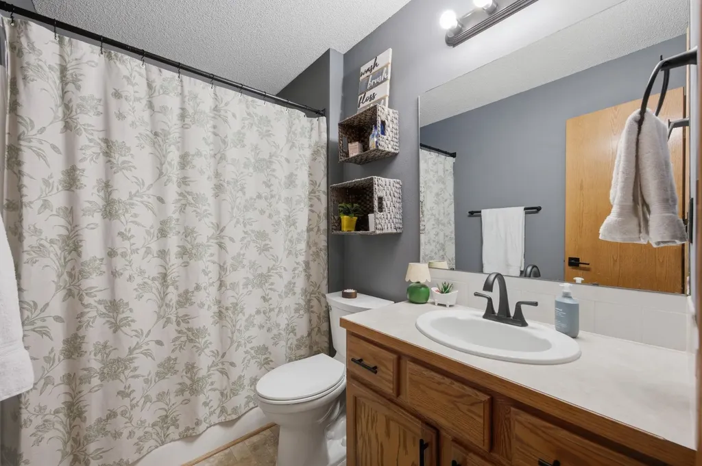 2238 S Milstead Street Wichita KS 67209-3607