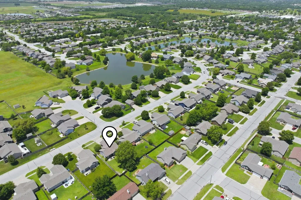 2238 S Milstead Street Wichita KS 67209-3607