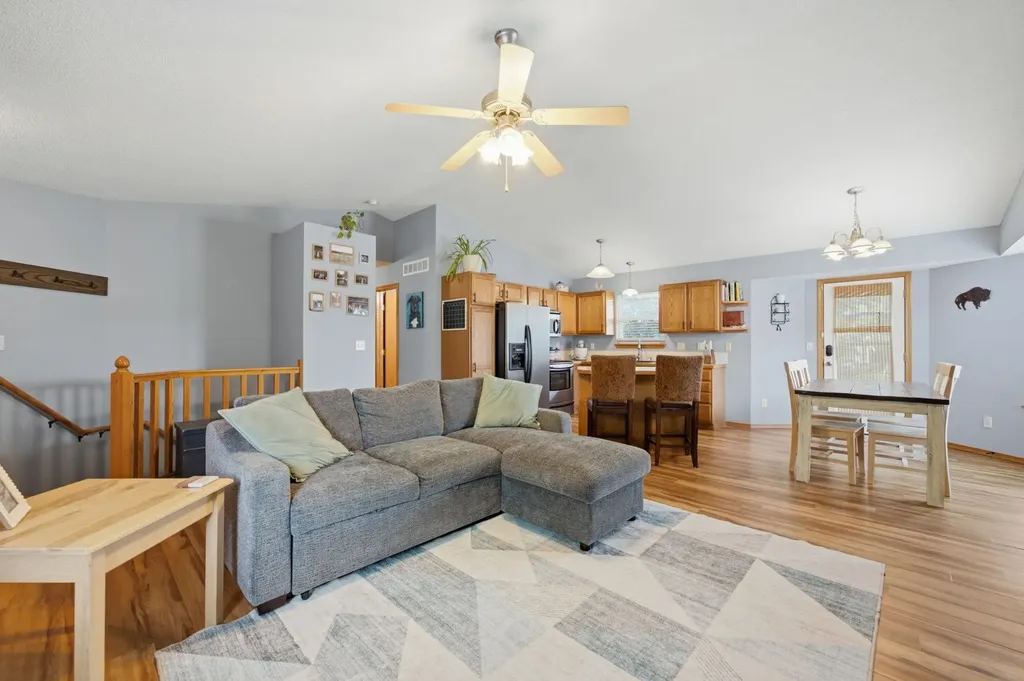 2238 S Milstead Street Wichita KS 67209-3607