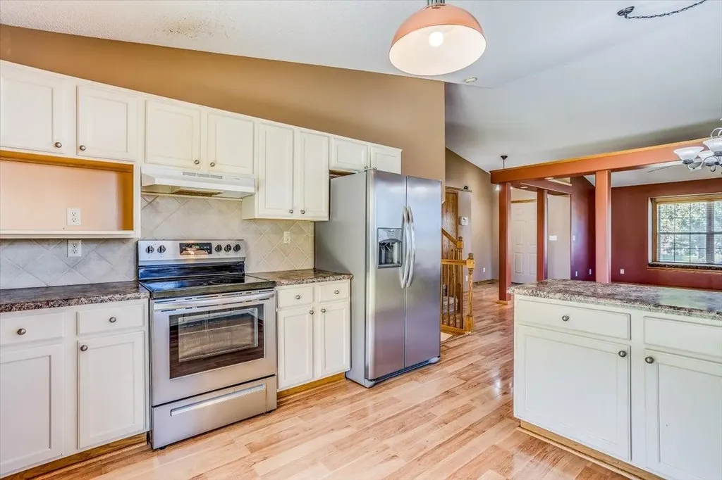 2421 S Cypress Wichita KS 67210