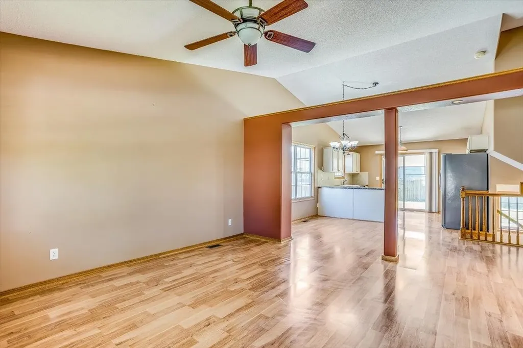 2421 S Cypress Wichita KS 67210
