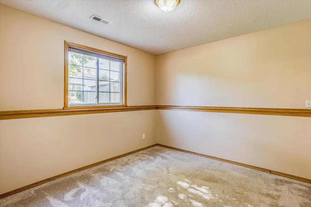 2421 S Cypress Wichita KS 67210