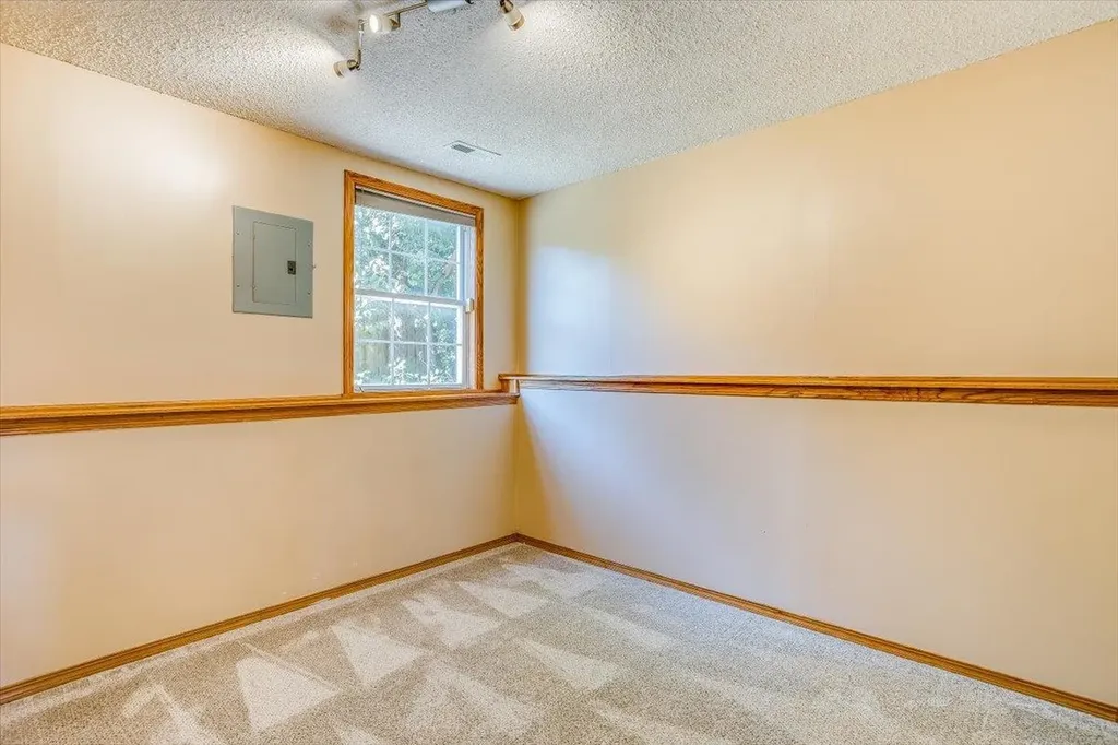 2421 S Cypress Wichita KS 67210