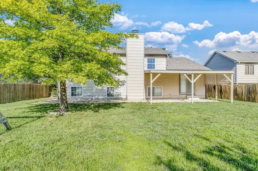 2421 S Cypress Wichita KS 67210