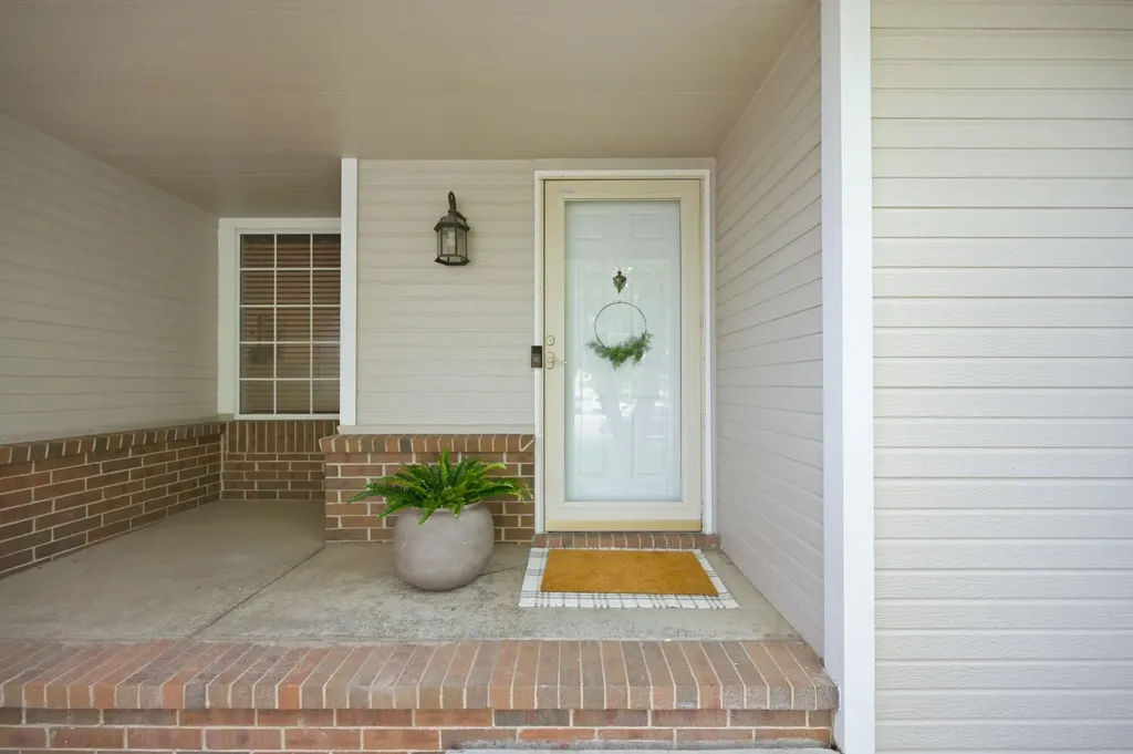 2622 N Keith Wichita KS 67205