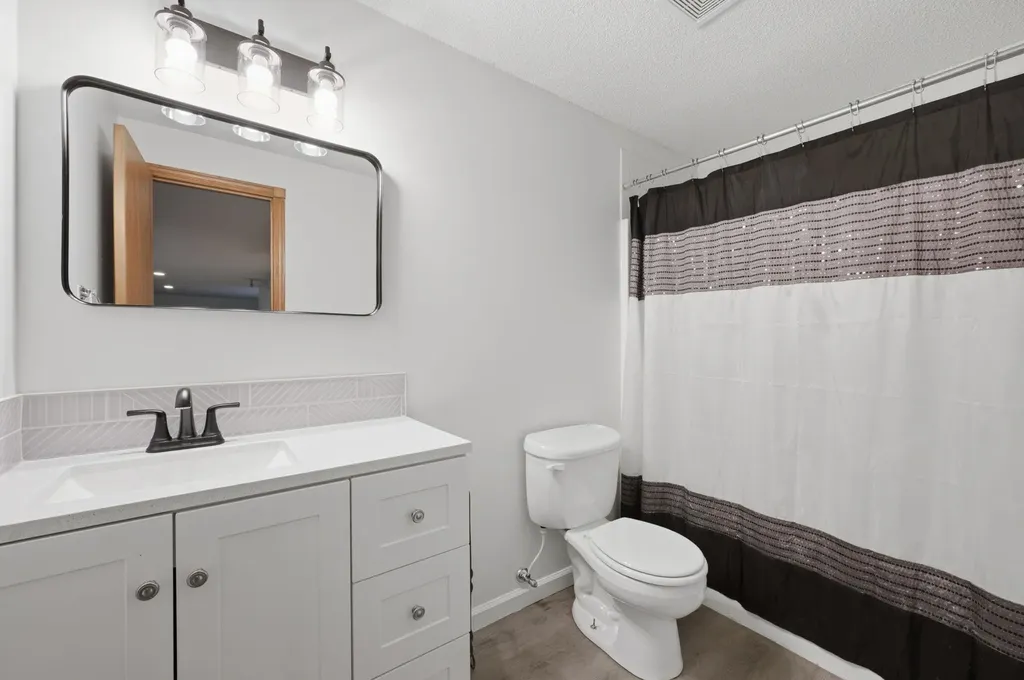2622 N Keith Wichita KS 67205