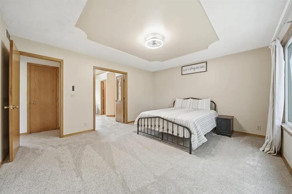 2504 N Meadow Grove Circle Wichita KS 67205