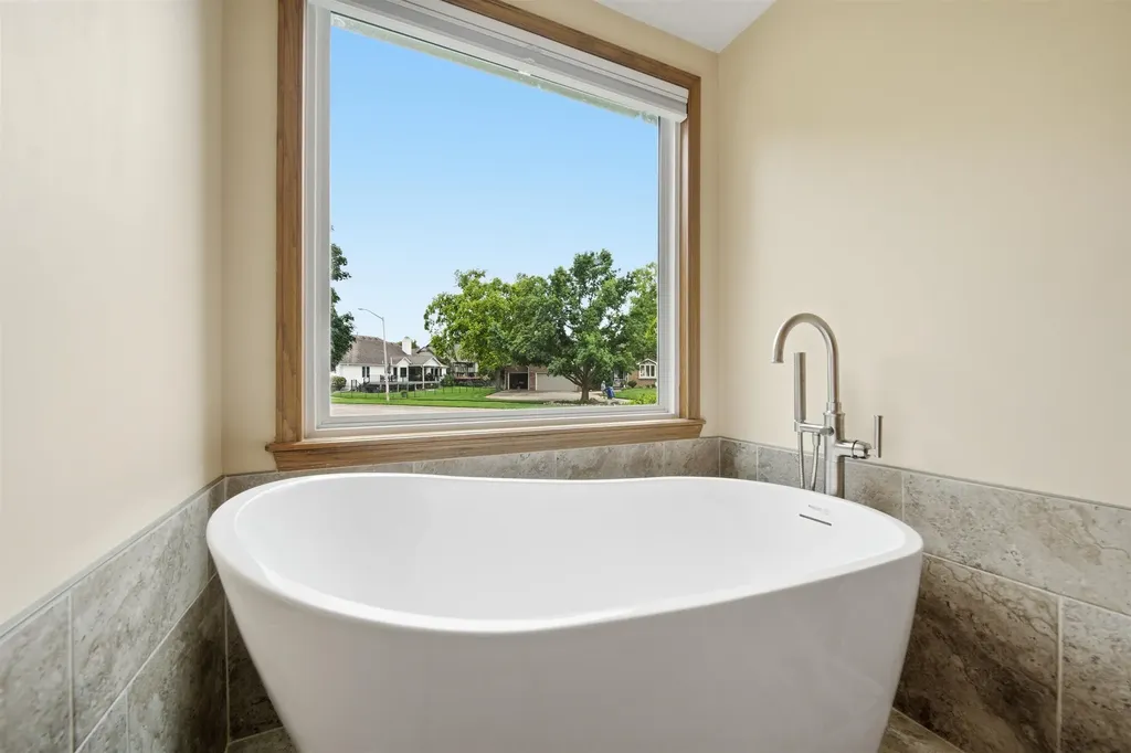 2504 N Meadow Grove Circle Wichita KS 67205
