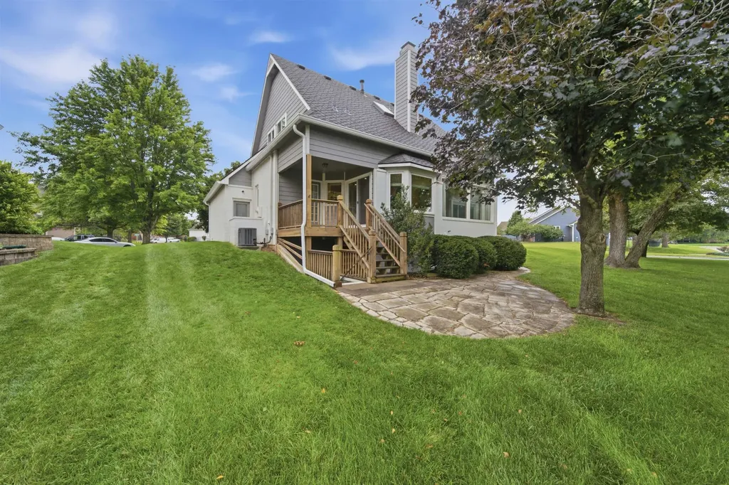 2504 N Meadow Grove Circle Wichita KS 67205