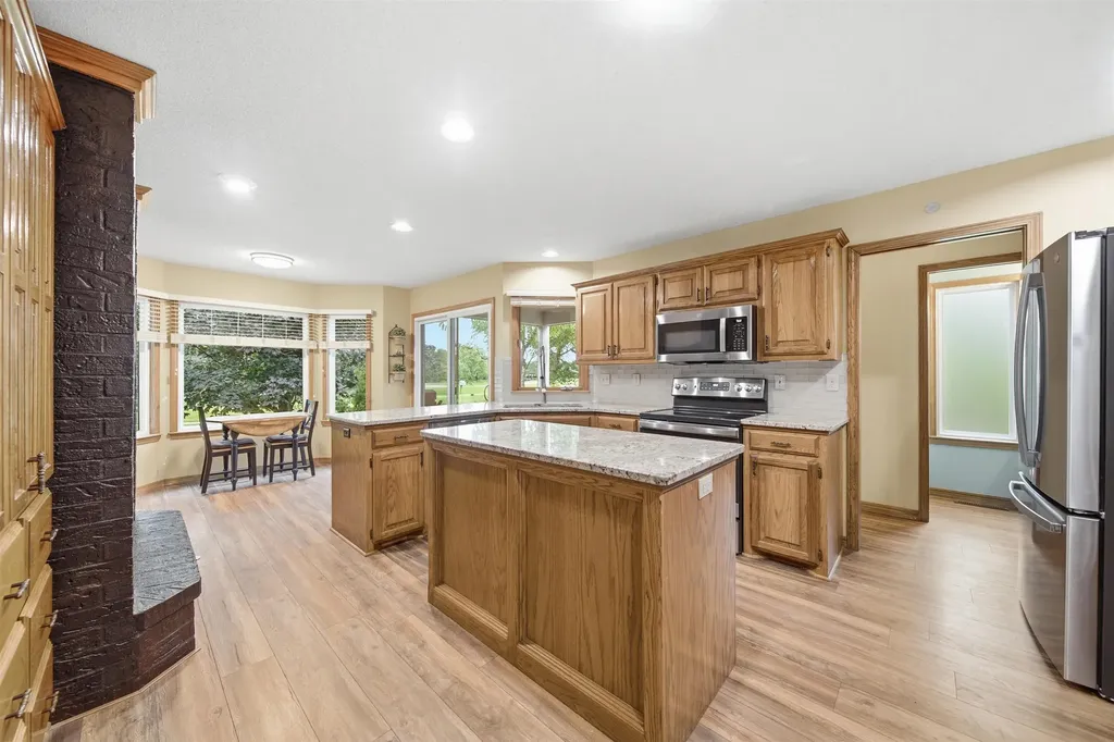 2504 N Meadow Grove Circle Wichita KS 67205