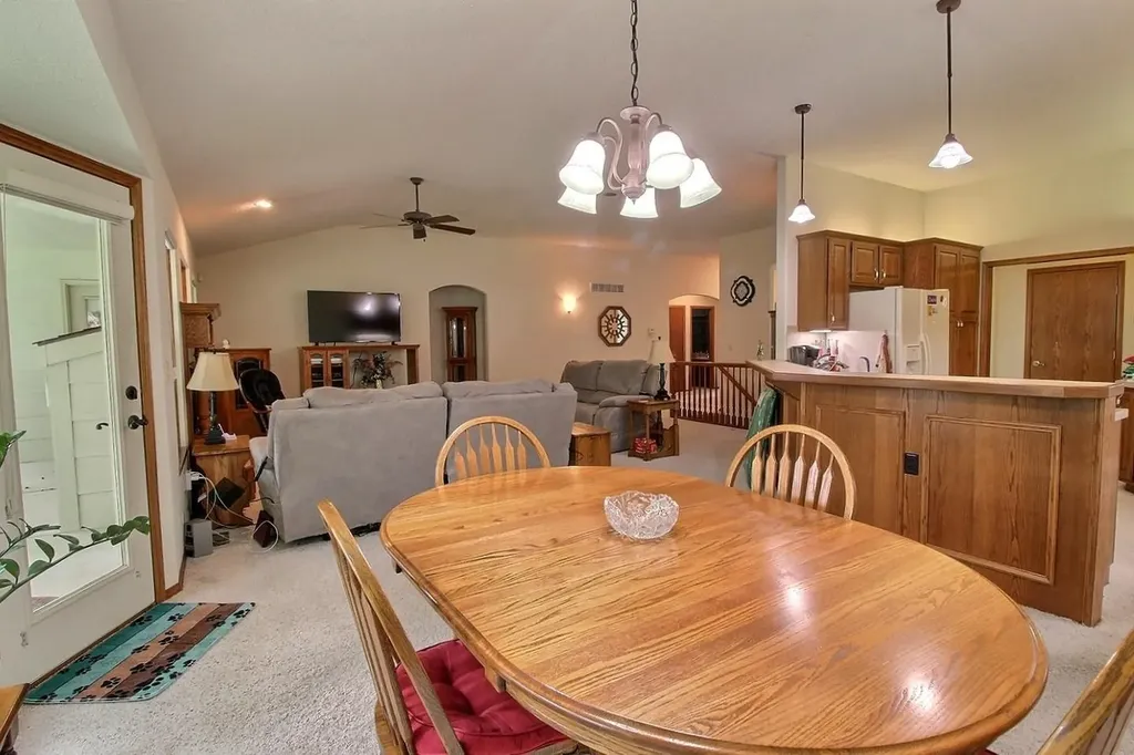 241 S Maple Dunes Court Wichita KS 67235