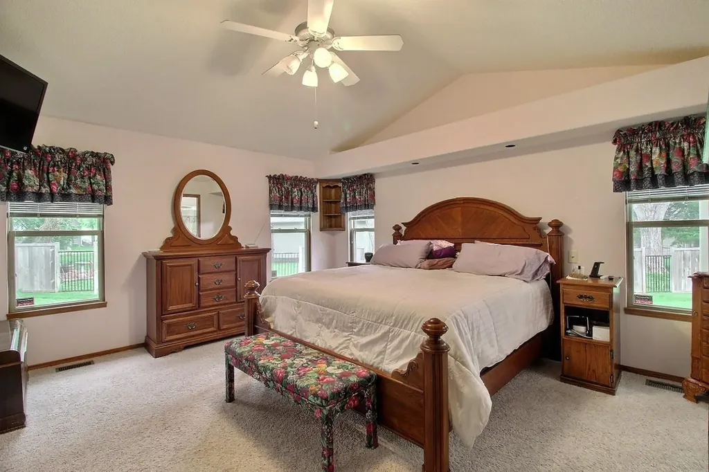241 S Maple Dunes Court Wichita KS 67235