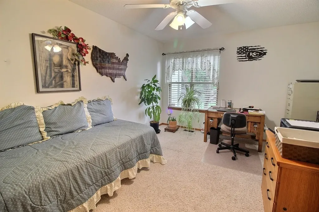 241 S Maple Dunes Court Wichita KS 67235