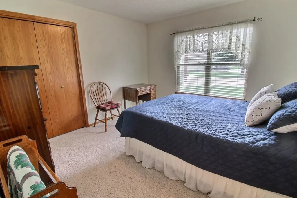 241 S Maple Dunes Court Wichita KS 67235