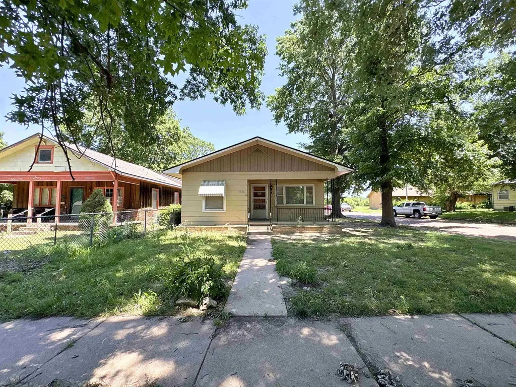 1326 S C Street Arkansas City KS 67005