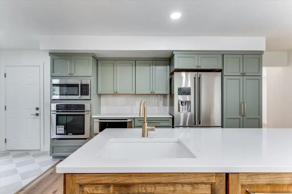 7966 E Dublin Court Wichita KS 67206