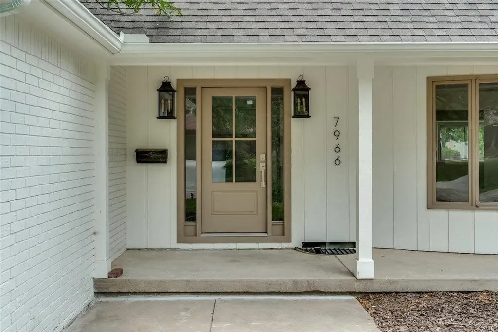 7966 E Dublin Court Wichita KS 67206