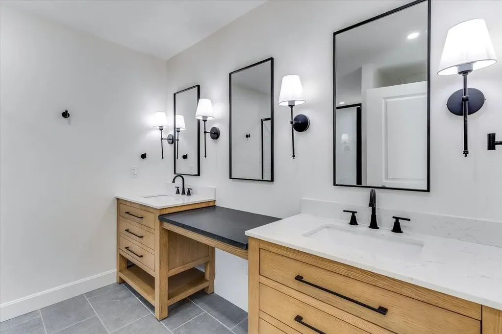 7966 E Dublin Court Wichita KS 67206