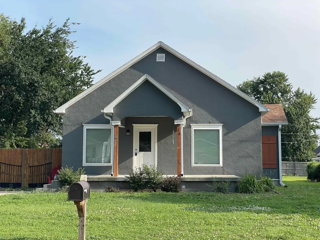 926 E 7th Wellington KS 67152