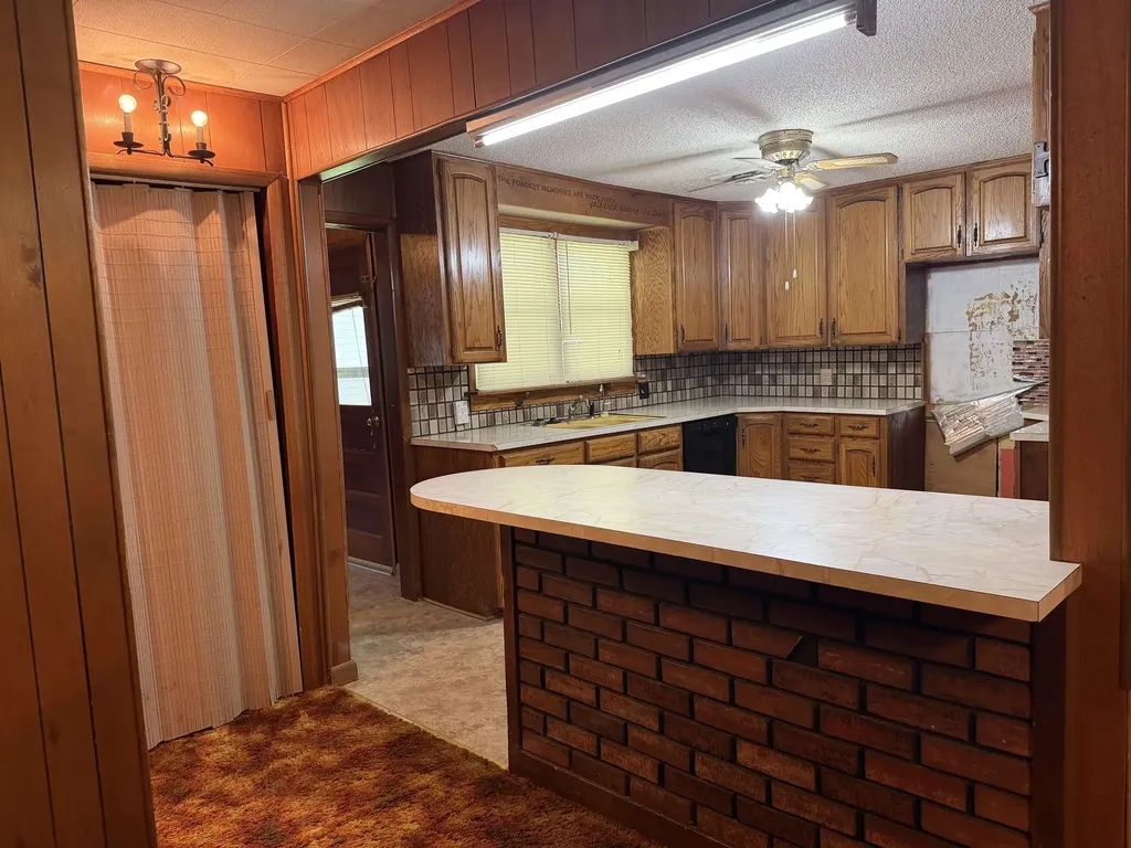 410 E Ohio Eureka KS 67045