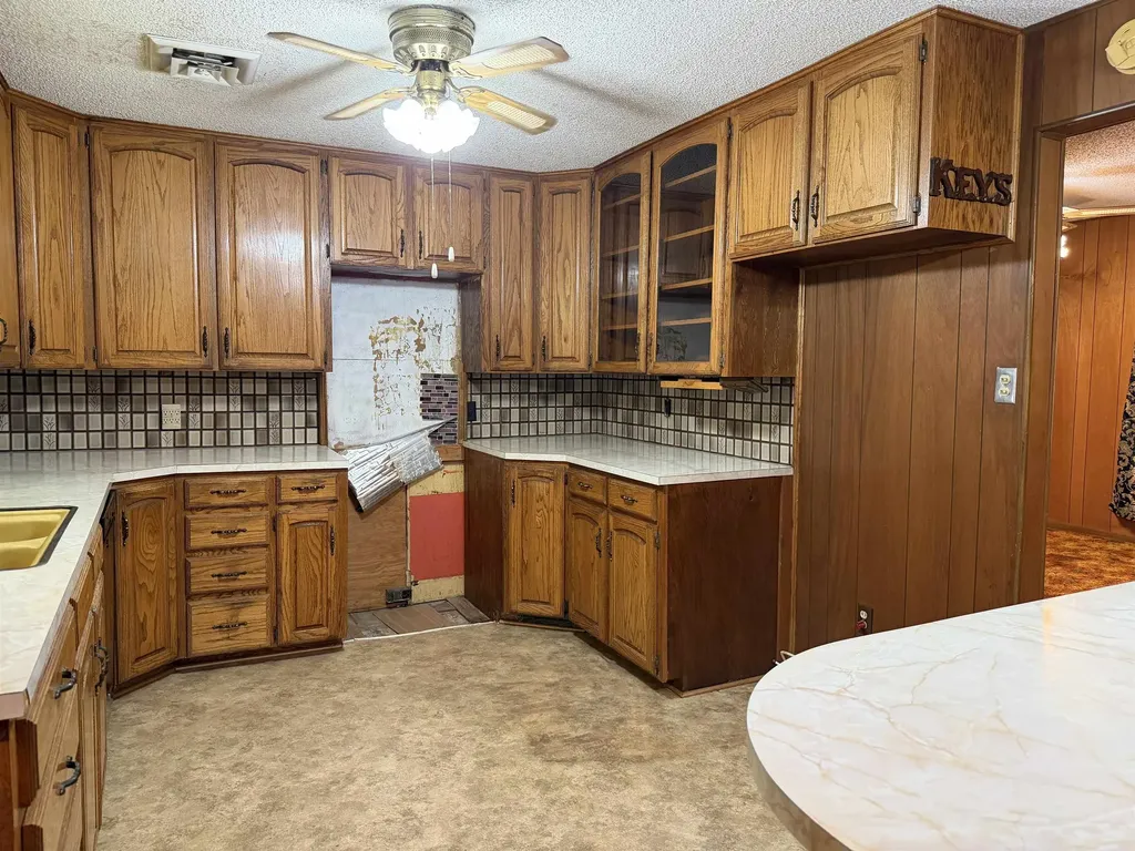410 E Ohio Eureka KS 67045