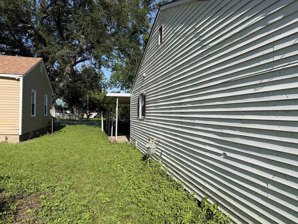 410 E Ohio Eureka KS 67045
