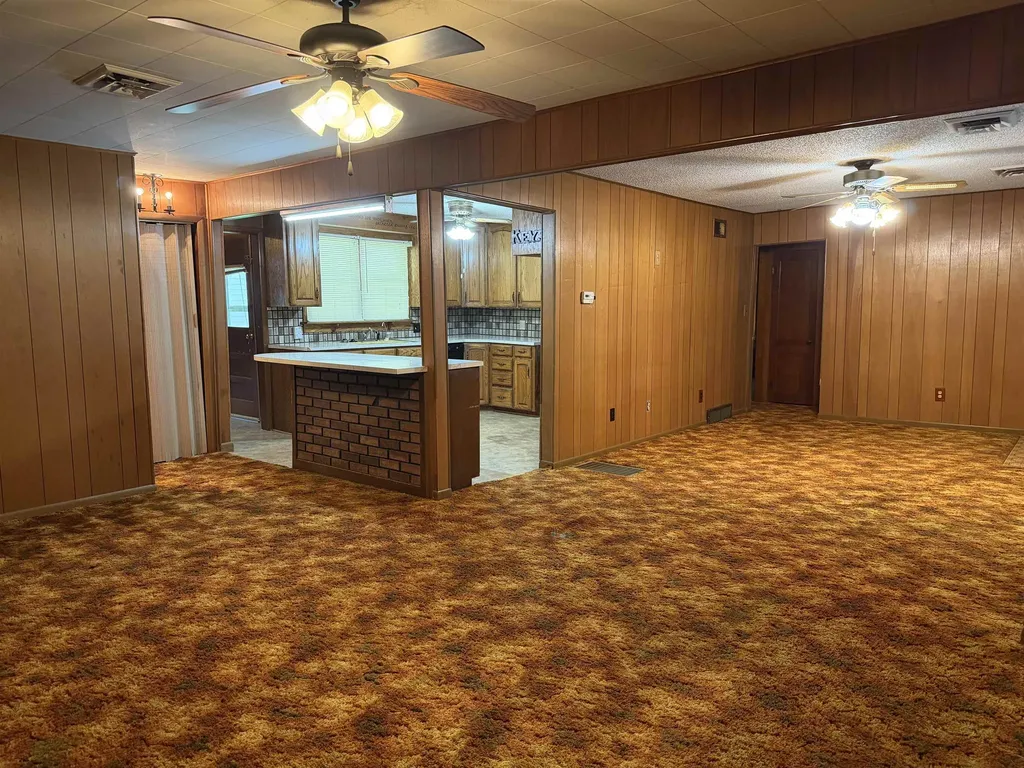 410 E Ohio Eureka KS 67045