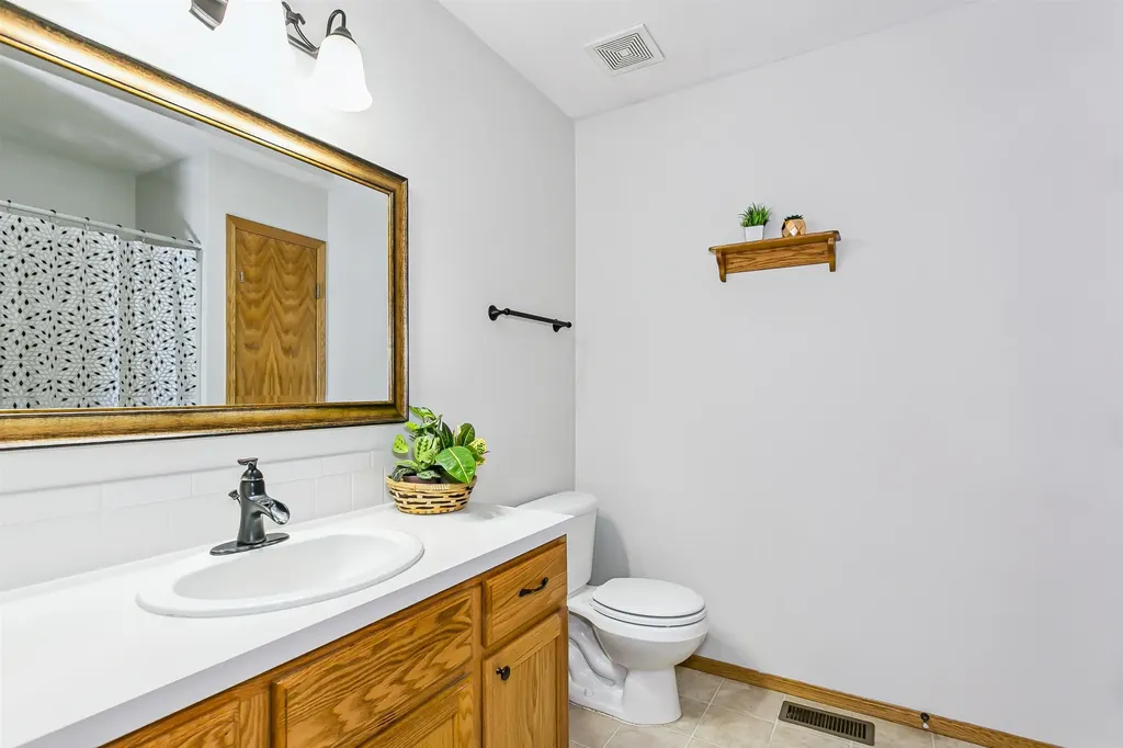 1925 E Sunset Court Goddard KS 67052