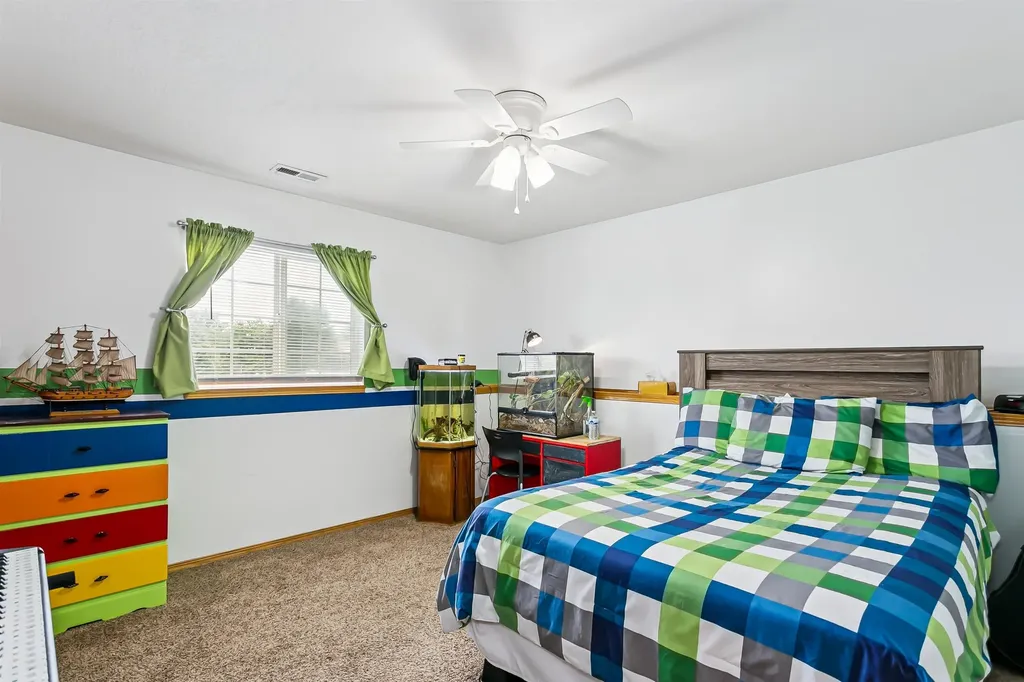 1925 E Sunset Court Goddard KS 67052