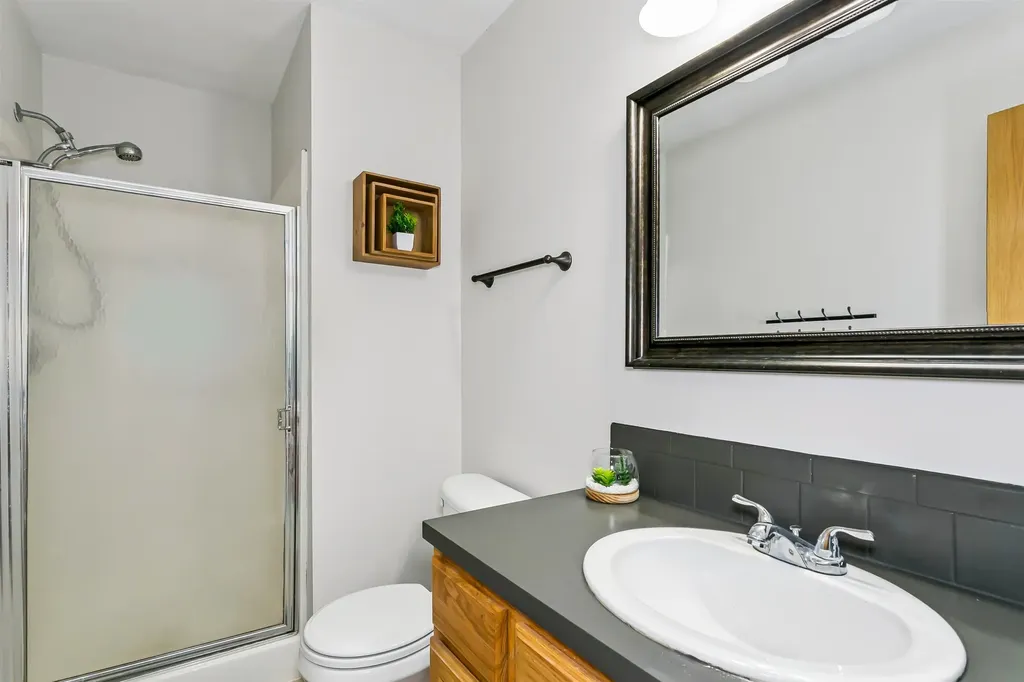 1925 E Sunset Court Goddard KS 67052