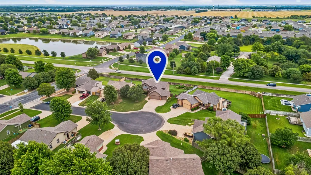 1925 E Sunset Court Goddard KS 67052