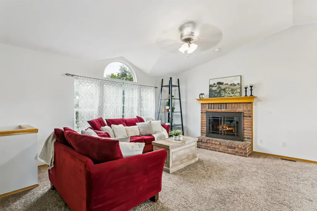 1925 E Sunset Court Goddard KS 67052