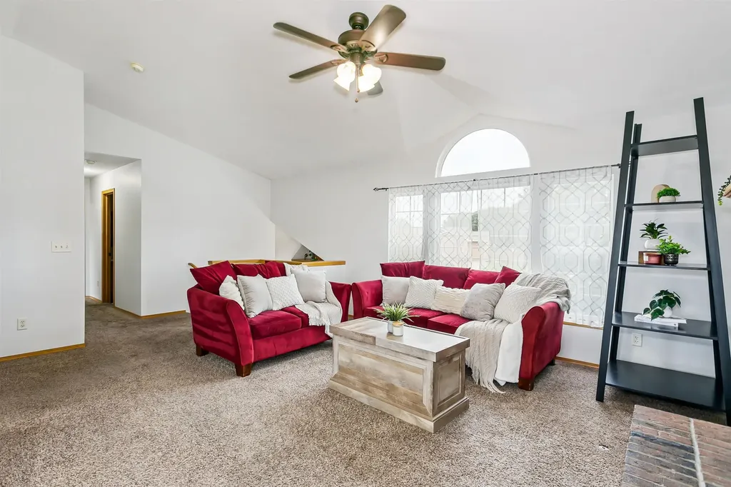 1925 E Sunset Court Goddard KS 67052