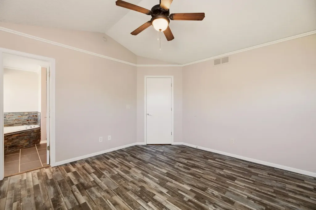 2510 S Cooper Street Wichita KS 67210