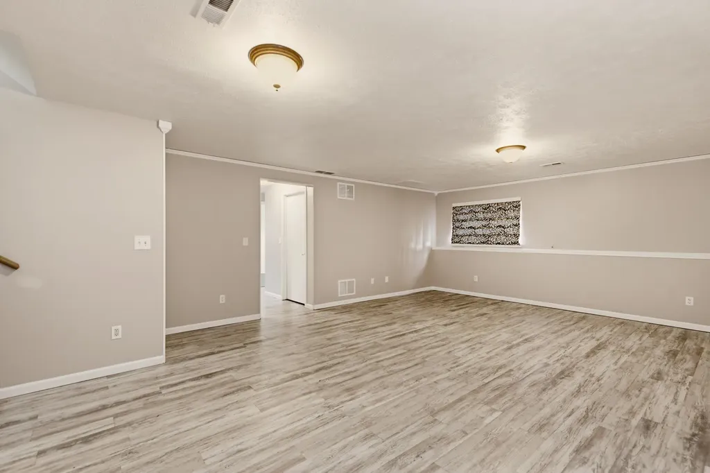 2510 S Cooper Street Wichita KS 67210