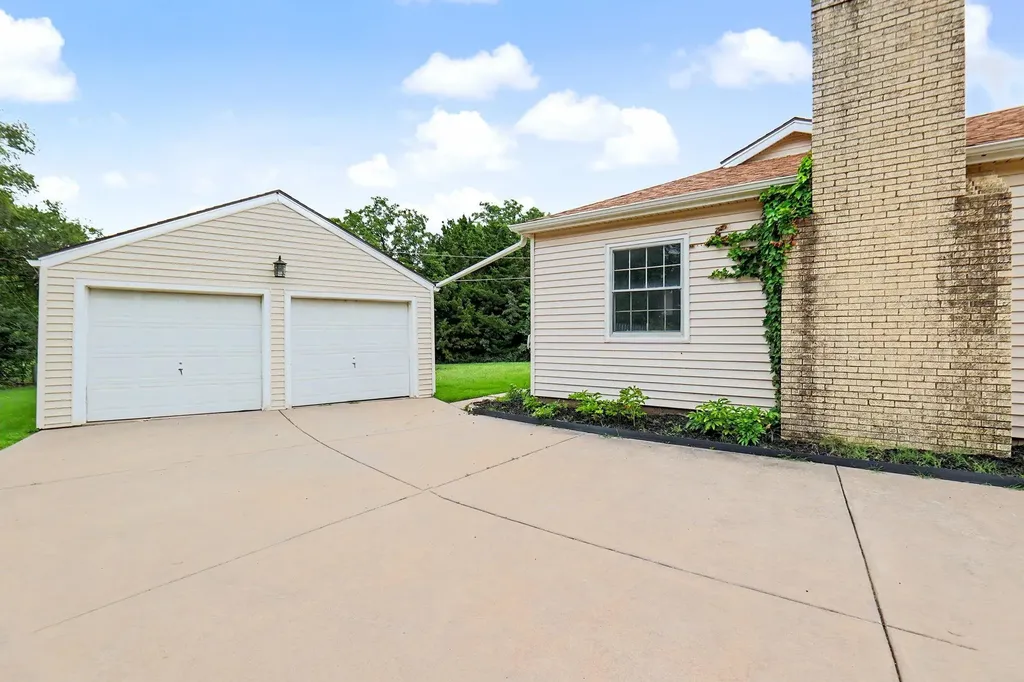 22 E Sequoia Wichita KS 67206