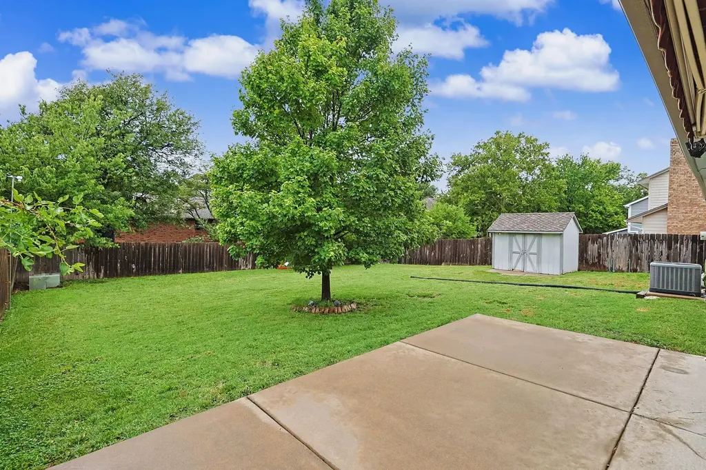 8608 E Mount Vernon Wichita KS 67207