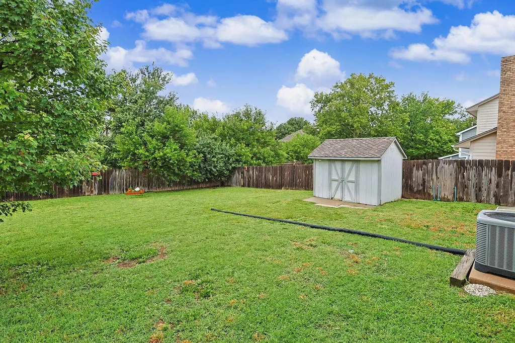 8608 E Mount Vernon Wichita KS 67207