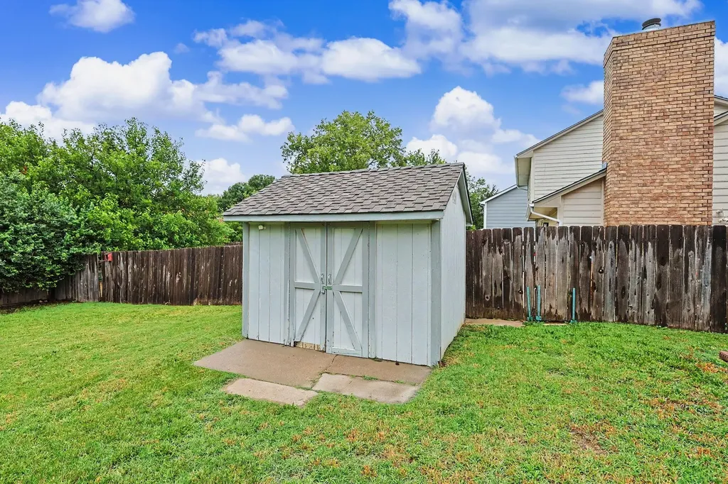 8608 E Mount Vernon Wichita KS 67207