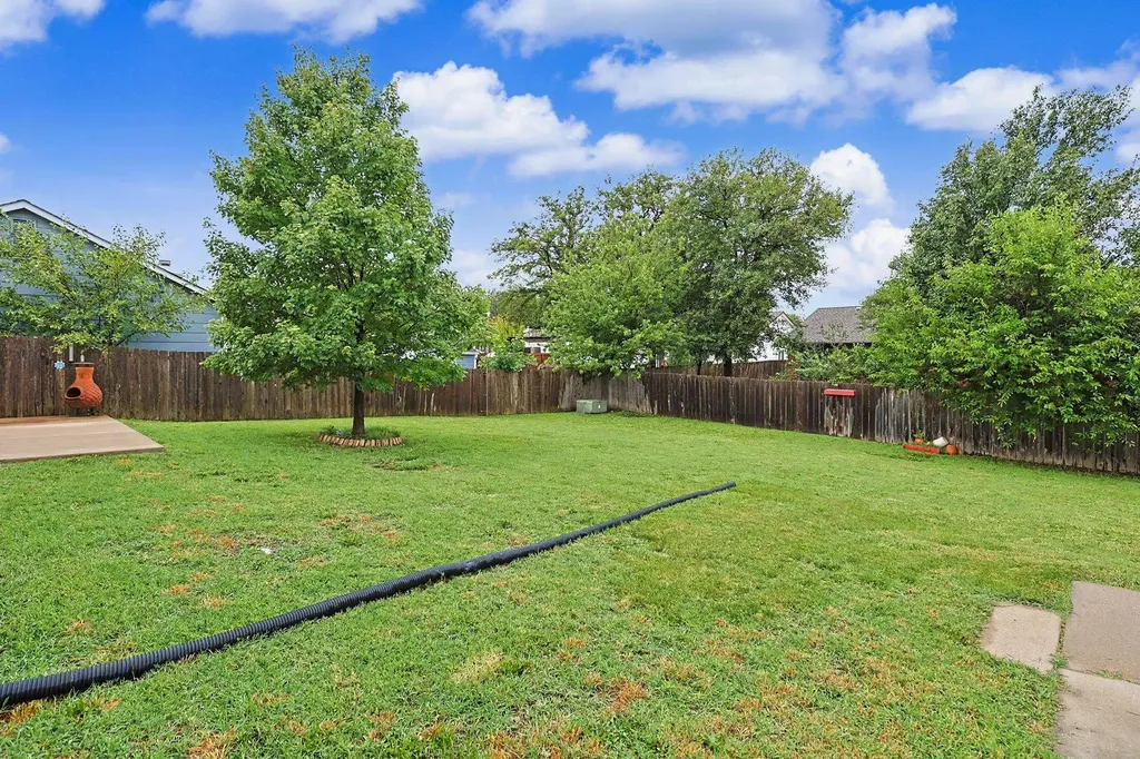8608 E Mount Vernon Wichita KS 67207