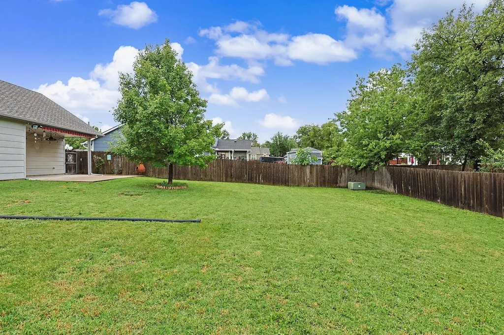 8608 E Mount Vernon Wichita KS 67207