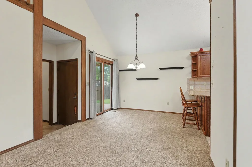 8608 E Mount Vernon Wichita KS 67207