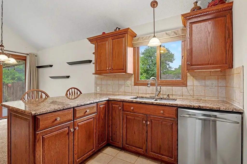 8608 E Mount Vernon Wichita KS 67207
