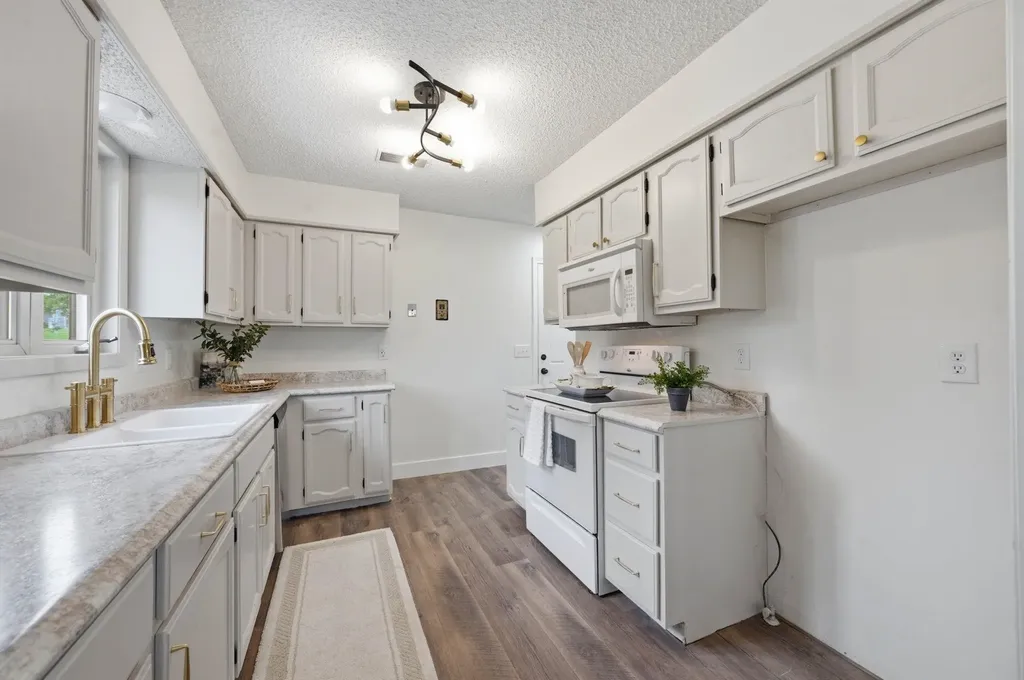 10800 E Kinkaid Avenue Wichita KS 67207