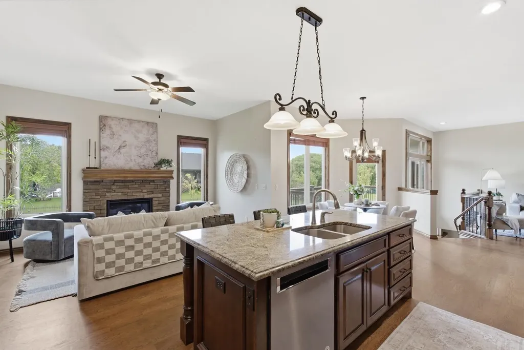 2249 N Stonegate Andover KS 67002