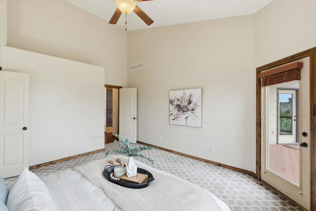 2249 N Stonegate Andover KS 67002